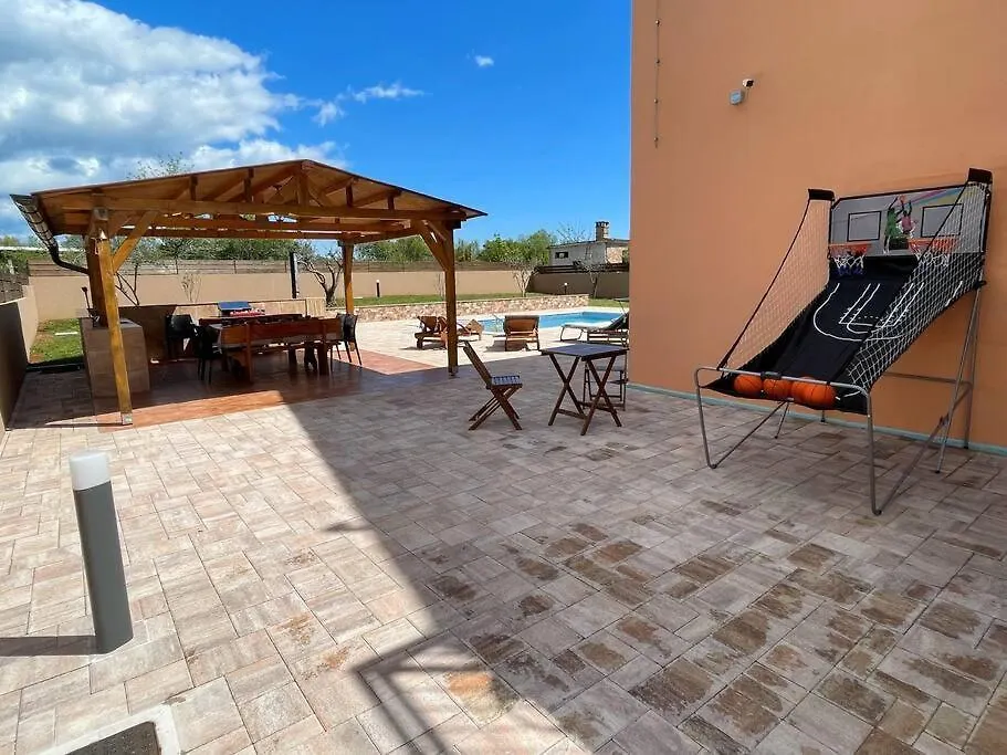 Villa Rosa Apartman Loborika